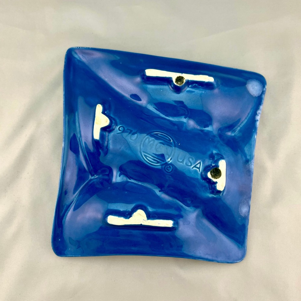 Vintage McCoy USA Ashtray 970 Blue White MCM Excellent Drip Glaze Ceramic - Picture 2 of 7